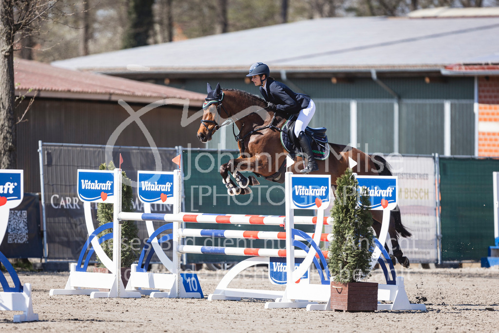 250408_Mühlen_SprPf-L-366 | Deine schönsten Turniermomente als professionelle Fotos! Entdecke hochwertige Pferdesport-Fotografie im Online-Shop. Jetzt Fotos finden & bestellen!