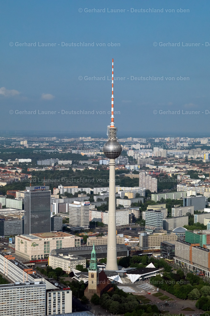 2790275 | Berliner Fernsehturm am Alexanderplatz