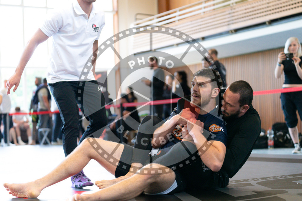 20240608PBB02077 | Fighters compete during the ILLCS VII summer edition luna livre competition in Hannover, Germany, on June 8, 2024.