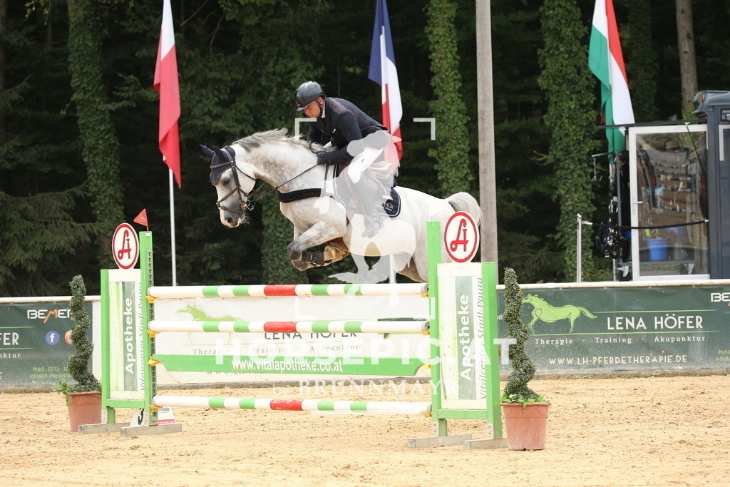 DL2Q7424 | Willkommen bei Brunnmayr - Design & Fotografie – Ihrem Spezialisten für Reitturniere und Pferdeveranstaltungen in Oberösterreich, Salzburg und Bayern! Seit über 17 Jahren sind wir leidenschaftlich dabei.