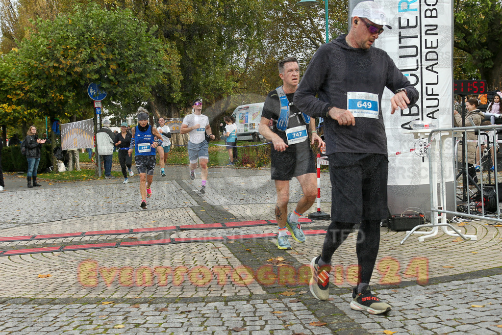 241020_1011_EX1_8095 | Sportfotografie im Rhein-Sieg Kreis, Köln, Bonn, NRW, Rheinland Pfalz, Hessen, etc. Unser Tätigkeitsfeld umfasst den Laufsport vom Volkslauf über den Marathon, Duathlon, Triathon bis zum Ultralauf wie Kölnpfad Ultra oder Schindertrail.