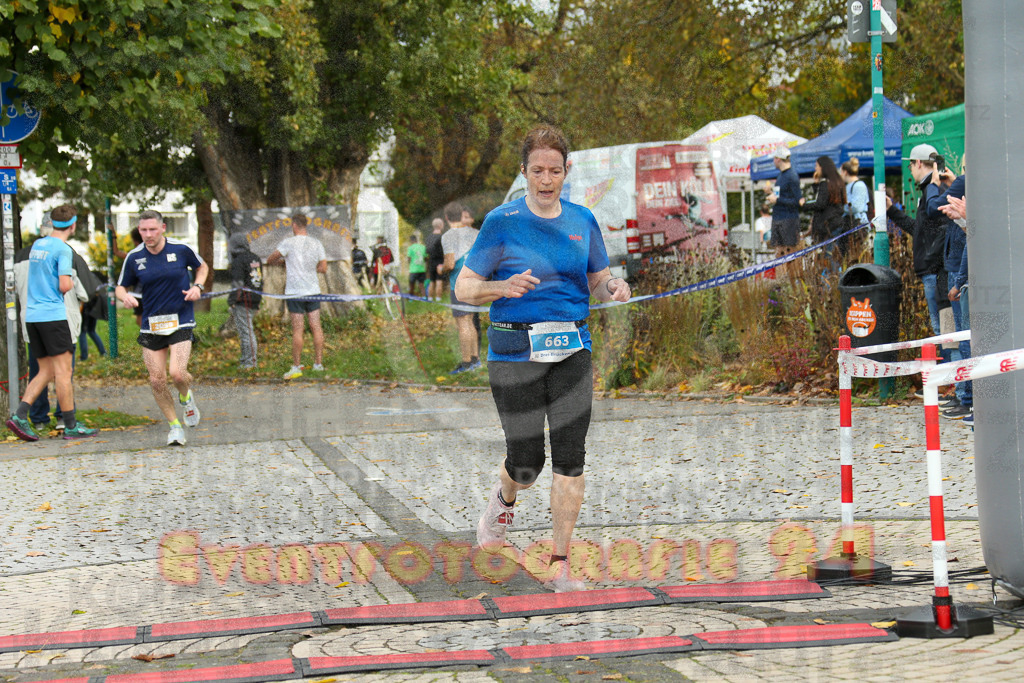 241020_1017_EX1_8563 | Sportfotografie im Rhein-Sieg Kreis, Köln, Bonn, NRW, Rheinland Pfalz, Hessen, etc. Unser Tätigkeitsfeld umfasst den Laufsport vom Volkslauf über den Marathon, Duathlon, Triathon bis zum Ultralauf wie Kölnpfad Ultra oder Schindertrail.