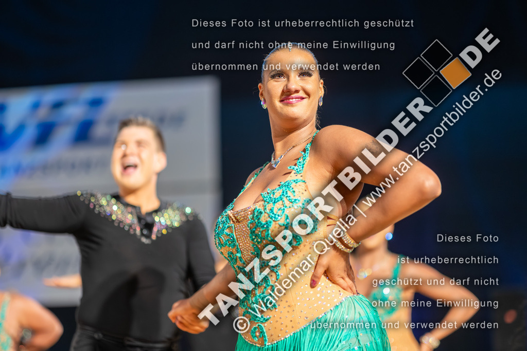 20260321-00562 | Hier finden Sie Tanz Bilder vom Latein und Standard Formationen tanzen. Sportbilder vom Tanzsport. Schöne Fotos und von Weltmeisterschaft, Europameisterschaft, Bundesliga, Regionalliga, Oberliga und Landesliga sowie von GOC Stuttgart, DanceComp, WM Bremen