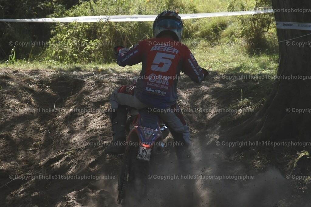 DSC_0199 | Sportfotografie , Motorsport, Motoross, Reitsport, Mointainbike, Enduro,
Landschaft , Outdoor, Eventfotografie, Landschaft, Bilder online bestellen - Realisiert mit Pictrs.com