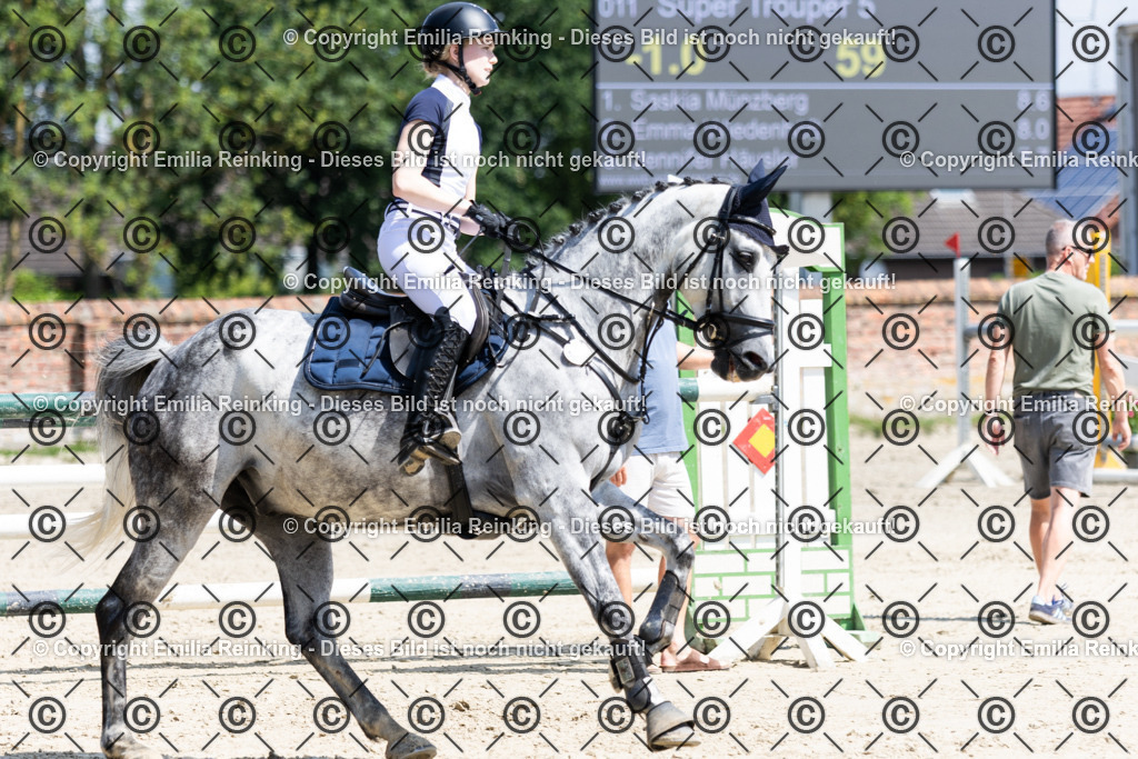 CL5A8788 | Emilia Reinking Fotografie - Realisiert mit Pictrs.com