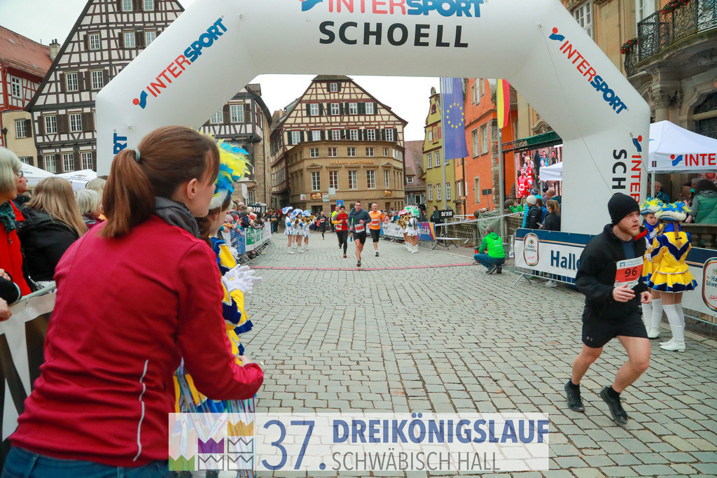 VR Bank Hauptlauf 10000m | 3 Koenigslauf 2023 - Realisiert mit Pictrs.com