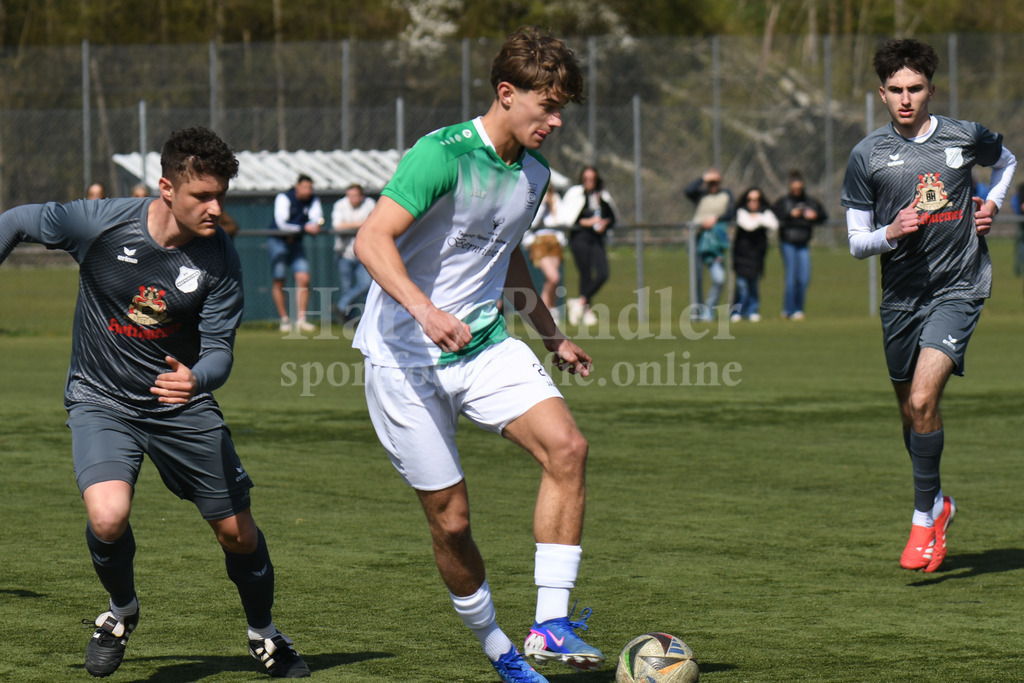 SpVgg GW Deggendorf : SV Hofkirchen | Felix Rem (SpVgg GW Deggendorf #27) eigene Jugend - Realisiert mit Pictrs.com