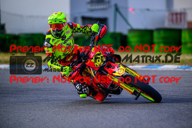 MaZZes_Fotomatrix_20250322_6007705_7157 | Fotograf Mathias Schmid
Sportfotograf,
Eventfotograf,
Hochzeitsfotograf,
Portraitfotograf