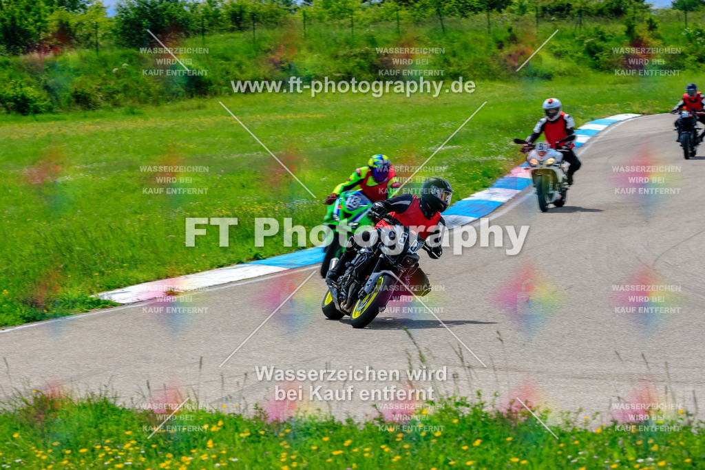 MotoTeam-9990 | Hier findet Ihr Bilder von Touristenfahrten auf der Nürburgring Nordschleife oder von anderen Veranstaltungen die ich besucht habe. Viel Spass beim Durch Schauen 