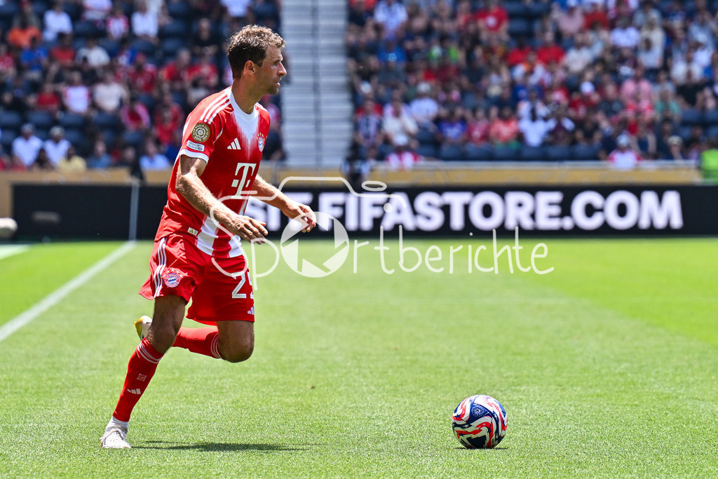FC Bayern München - TQL Stadium | am BAll Thomas MUELLER (FC Bayern Muenchen 25) / Einzelfoto / Freisteller / FIFA Club World Cup: FC Bayern Muenchen - Auchkland City FC, TQL Stadium am 15.06.2025 / BLD / ZDF / NOT FOR SALE IN USA