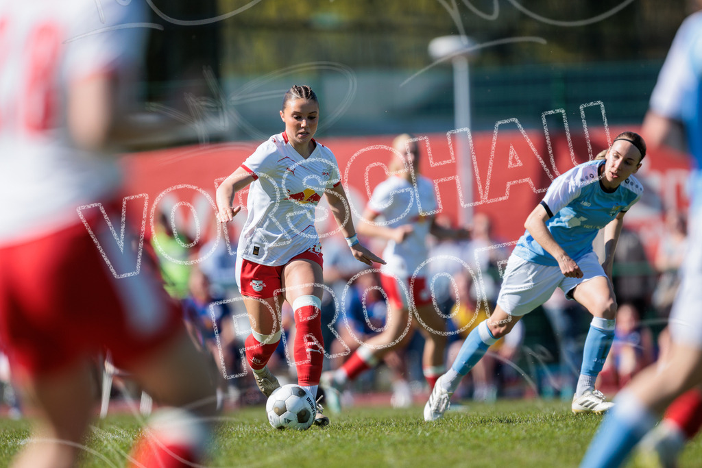Gipfeltreffen der Frauen: Finale um den Sachsenlotto Landespokal 2026 | Am 1. Mai 2026 trafen im Endspiel des Sachsenlotto Landespokals die Frauen des Chemnitzer FC und die zweite Mannschaft von RasenBallsport Leipzig aufeinander. Vor stimmungsvoller Kulisse kämpften beide Teams ab 15:00 Uhr um die begehrte Trophäe des sächsischen Fußballs. Diese Galerie zeigt die Highlights, packende Zweikämpfe und die emotionalsten Momente des Finaltags. - Realisiert mit Pictrs.com