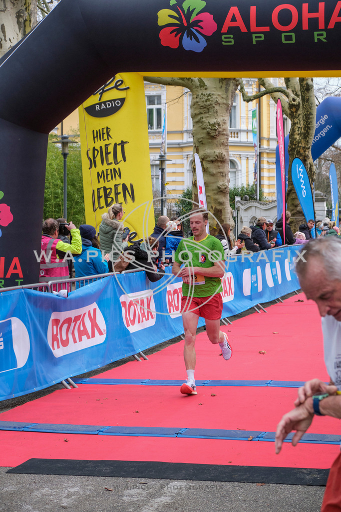 ..... | AUSTRIA, Wels, 30.03.25, ALOHA Wels Halbmarathon, Image Shows: , Foto: Wapics/RING M.