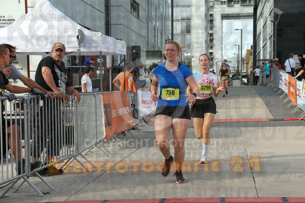 250920_1540_EX1_0368 | Sportfotografie im Rhein-Sieg Kreis, Köln, Bonn, NRW, Rheinland Pfalz, Hessen, etc. Unser Tätigkeitsfeld umfasst den Laufsport vom Volkslauf über den Marathon, Duathlon, Triathon bis zum Ultralauf wie Kölnpfad Ultra oder Schindertrail.