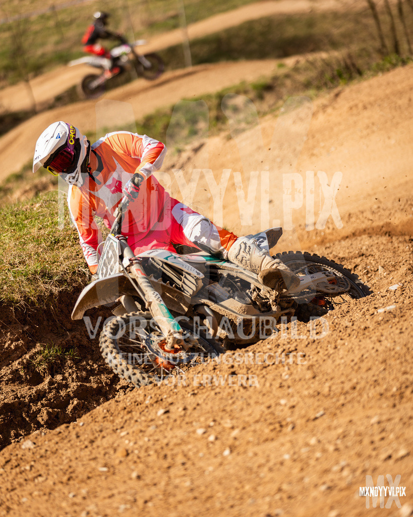 866A2904 | mxndyyvipix
