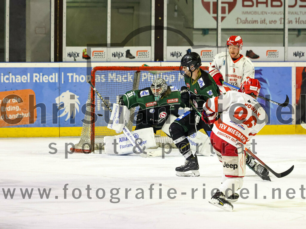 2022-11-13_109_TSV_Erding_gegen_TEV_Miesbach | Erding, Deutschland, 13.11.2022:
Eishockey, Bayernliga 2022 / 2023, 13. Spieltag, TSV Erding gegen TEV Miesbach, Endergebnis: 

Foto: Christian Riedel / fotografie-riedel.net