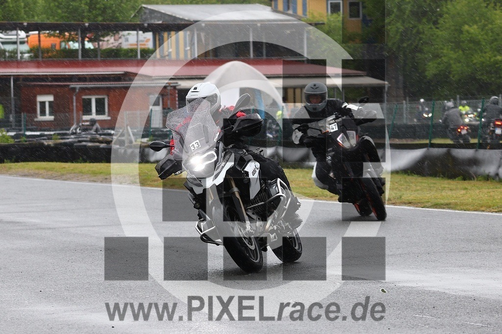 top-20260512_00400 | Schöne Erinnerungen an spannende Momente - das festzuhalten ist unser Job. PIXELrace.de ist seit 2003 auf den Rennstrecken Europas unterwegs um die Action draußen beim Fahren und die wunderbare Stimmung imm Fahrerlager für euch einzufangen.
