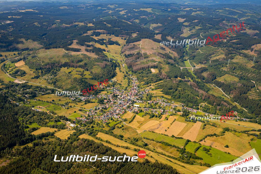 Das Luftbild zeigt : Möhrenbach Ilmenau - Die Luftaufnahme wurde 2024 vom UL-Flugzeug aus erstellt ( keine Drohne ) - Hochauflösende Luftaufnahme - Für grossformatige Ausdrucke geeignet. Die Geschenkidee !Mit Lizenz und Bildrechte bestellbar