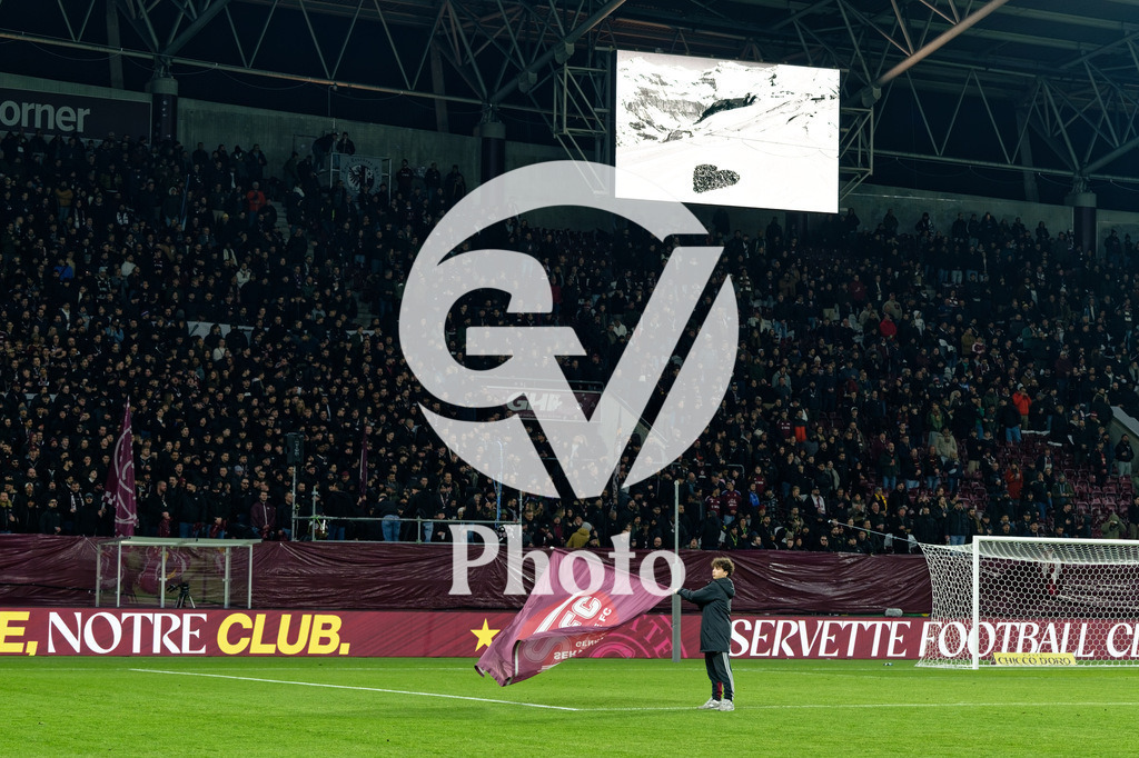 Brack Super League - Servette FC v FC Lausanne-Sport | Minute of silence in honor of the tragedy in Crans-Montana during the Brack Super League match between Servette FC and FC Lausanne-Sport at Stade de Geneve in Geneva, Switzerland