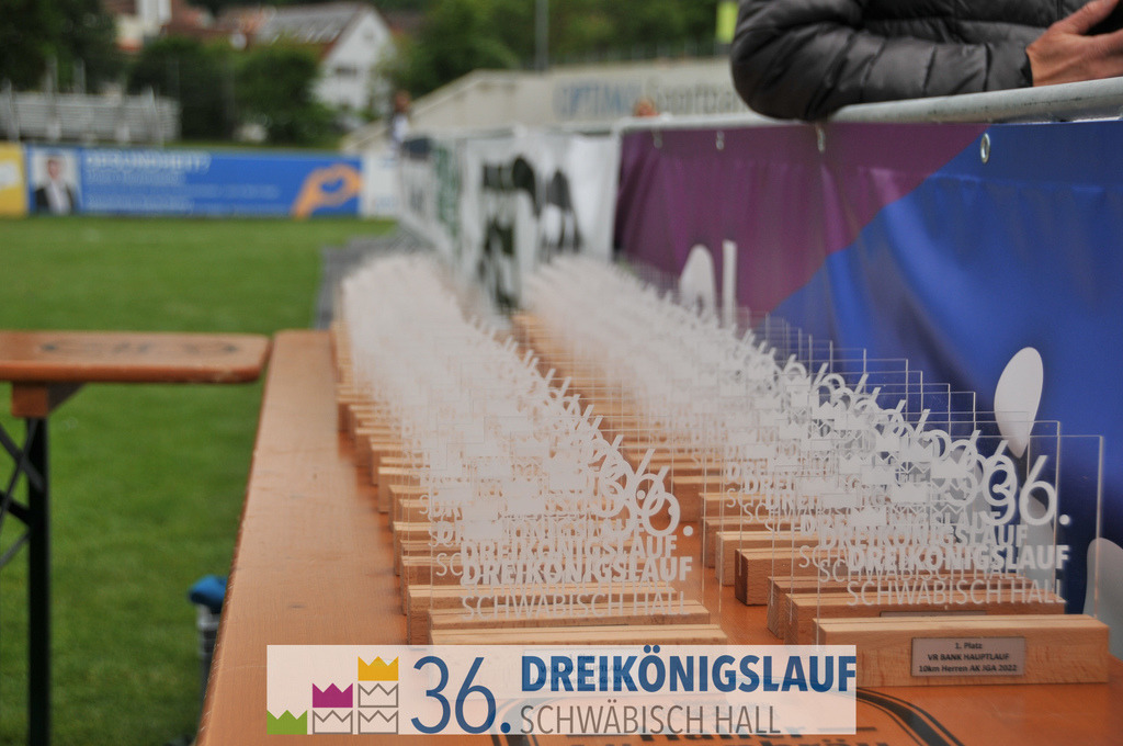 Siegerehrung Optima Sport Park | 3königslauf 2022 Siegerehrung - Realisiert mit Pictrs.com