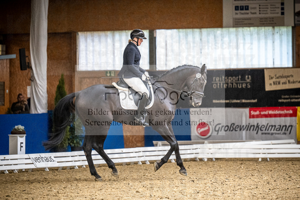 DOS_0733 | Entdecke hochwertige Reitturnierfotos von Foto Oger. Professionell, emotional und authentisch – jetzt Lieblingsmomente im Shop bestellen.Deutschlandweite Turnierfotografie. - Realisiert mit Pictrs.com