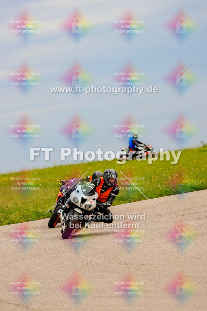 MotoTeam-2218 | Hier findet Ihr Bilder von Touristenfahrten auf der Nürburgring Nordschleife oder von anderen Veranstaltungen die ich besucht habe. Viel Spass beim Durch Schauen 