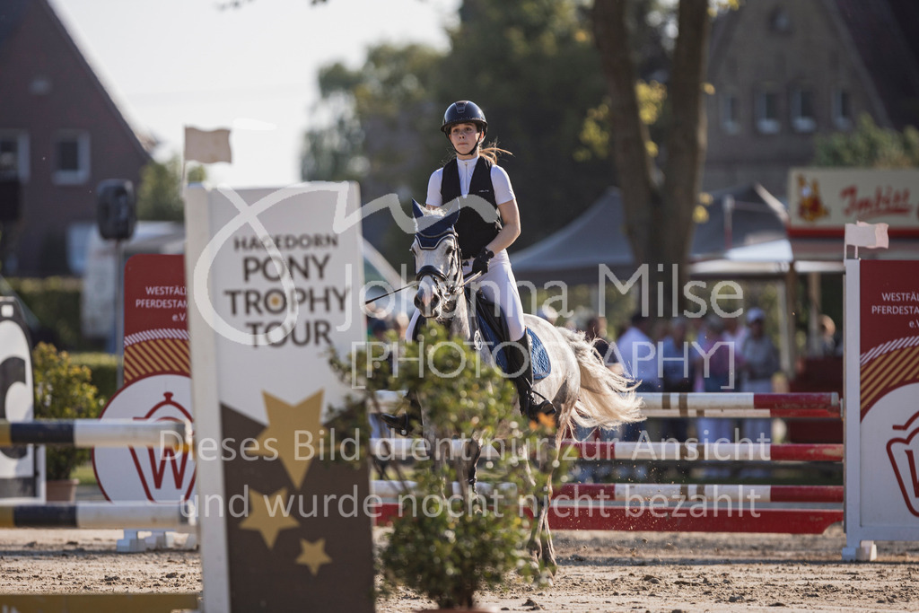 250501_MünsterHandorf_PonyTrophy-279 | Deine schönsten Turniermomente als professionelle Fotos! Entdecke hochwertige Pferdesport-Fotografie im Online-Shop. Jetzt Fotos finden & bestellen!