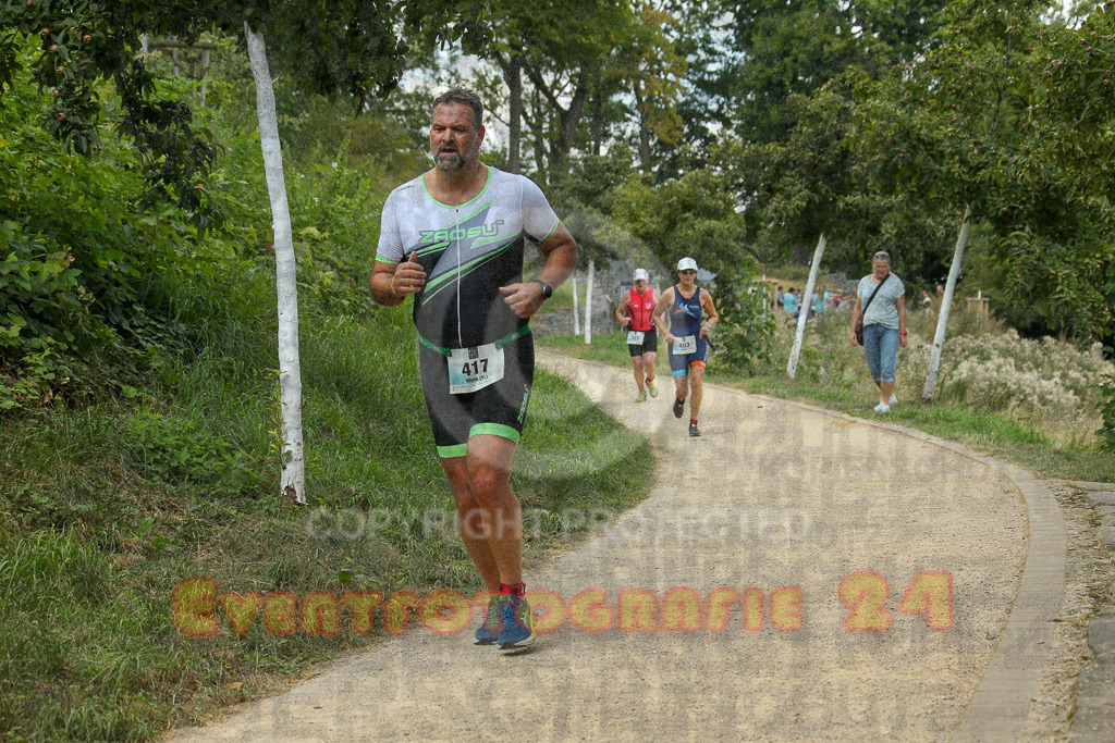 250824_1348_EX1_3742 | Sportfotografie im Rhein-Sieg Kreis, Köln, Bonn, NRW, Rheinland Pfalz, Hessen, etc. Unser Tätigkeitsfeld umfasst den Laufsport vom Volkslauf über den Marathon, Duathlon, Triathon bis zum Ultralauf wie Kölnpfad Ultra oder Schindertrail.