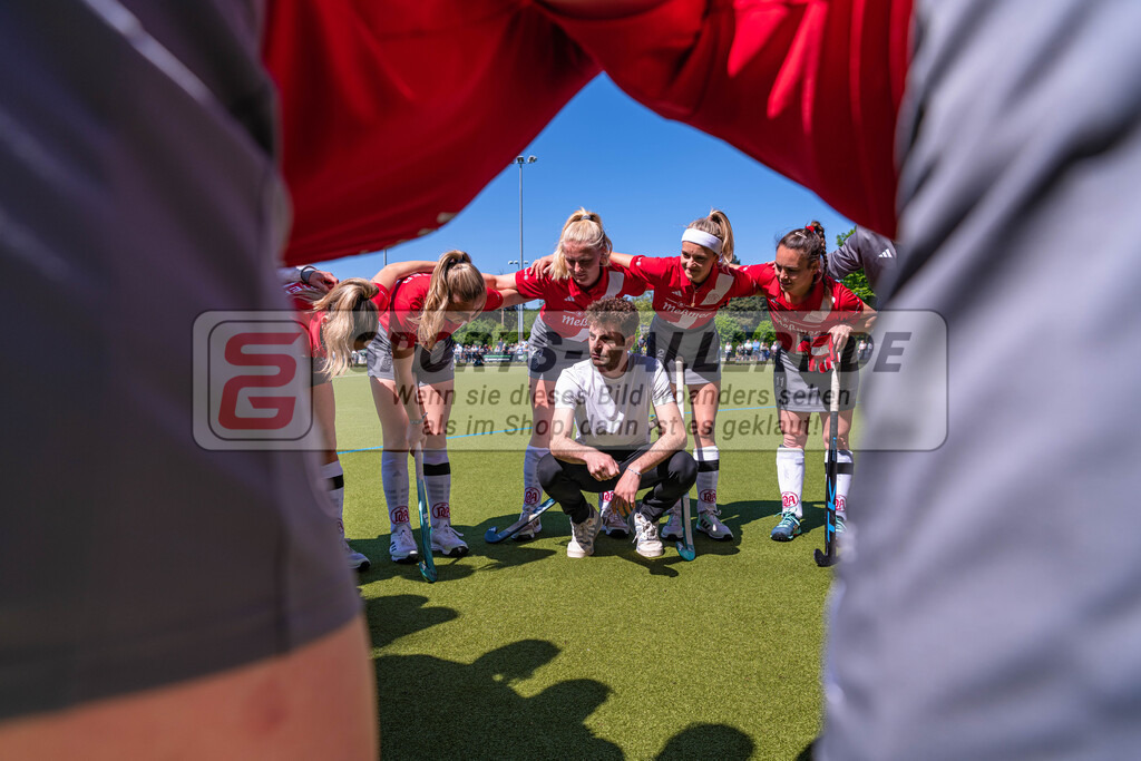 SM_20240511-D85_0699 | 1.Bundesliga Hallenhockey  (W) VF HTHC  - ZW  / 6:5 n.P. (2:4,4:4)