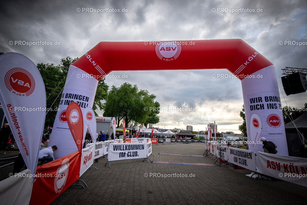 22. ASV Nachtlauf; Koeln, 28.05.25 | Impressionen vom 22. ASV Nachtlauf am 28.05.25 am Tanzbrunnen in Koeln. Foto: BEAUTIFUL SPORTS/Axel Kohring
