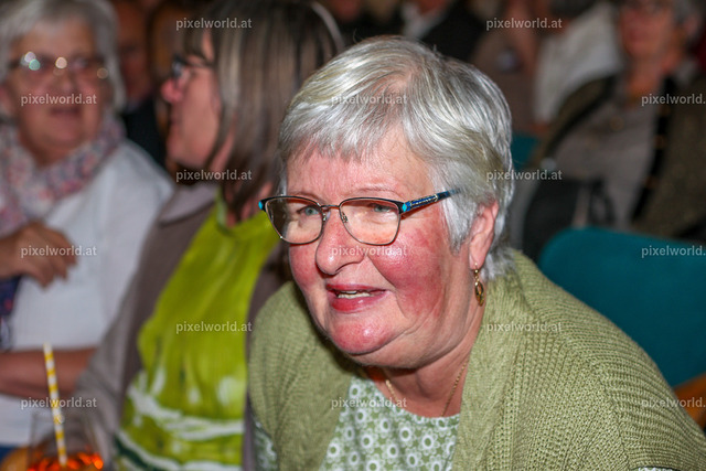 Herbstkonzert des MGV Tschwarzen mit Ehrung von Günther Tschernitz | Bildershop von pixelworld.at - Realisiert mit Pictrs.com