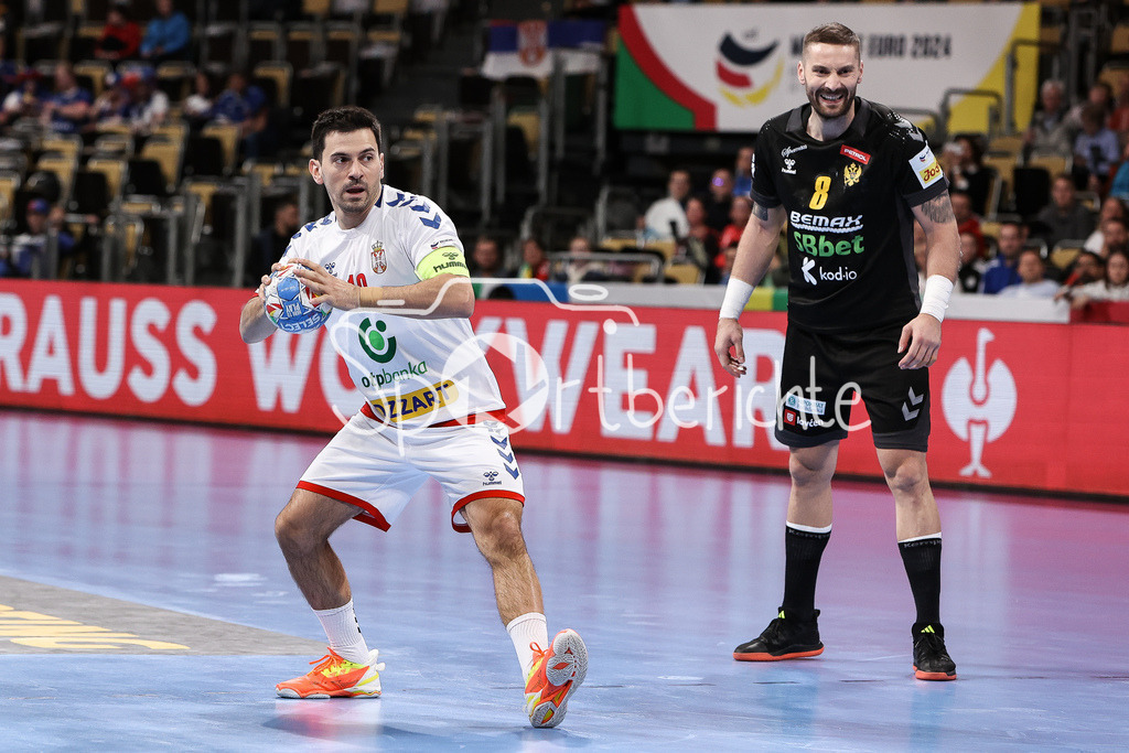 Serbien - Montenegro | bei einem 7 Meter - Nemanja ILIC (SRB #19) / Freisteller / Einzelfoto
