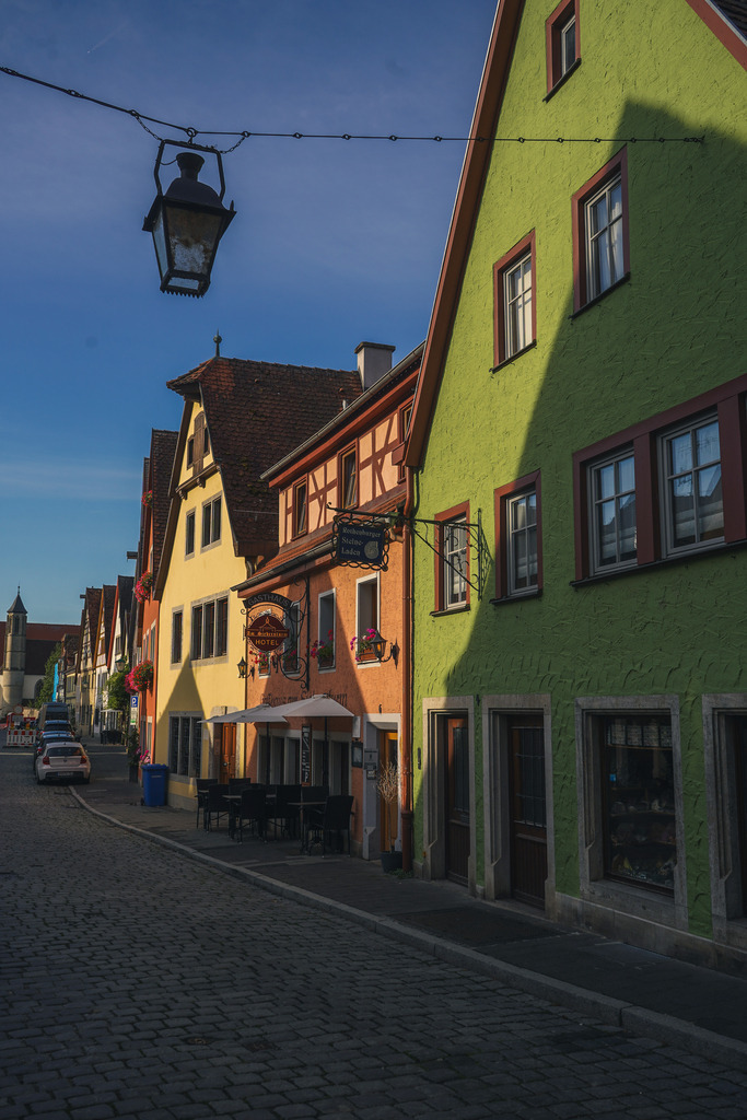 DSC04067 | Rothenburg ob der Tauber. Nur hier gibt es Exklusive und passend zur Jahreszeit Ihr Wandbild, T-Shirt, Tasse und alles was das Rothenburg Herz begehrt. - Realisiert mit Pictrs.com