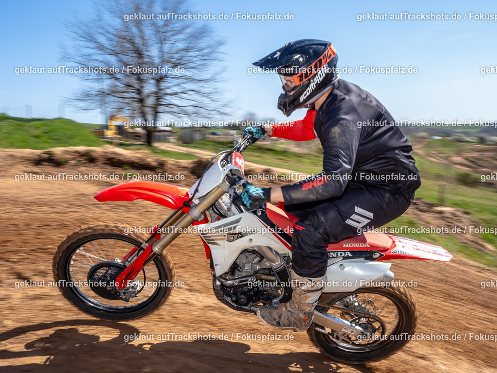 Schweyen040525-132 | Trackshots.de / Fokuspfalz.de - Realisiert mit Pictrs.com