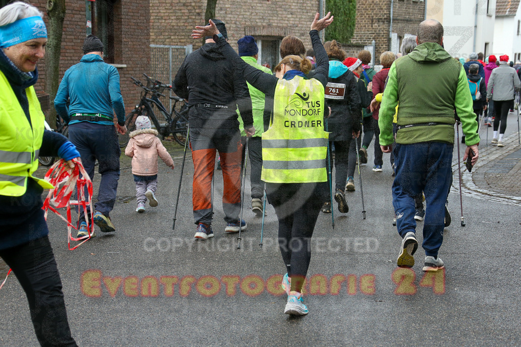 251130_1032_EX1_5151 | Sportfotografie im Rhein-Sieg Kreis, Köln, Bonn, NRW, Rheinland Pfalz, Hessen, etc. Unser Tätigkeitsfeld umfasst den Laufsport vom Volkslauf über den Marathon, Duathlon, Triathon bis zum Ultralauf wie Kölnpfad Ultra oder Schindertrail.