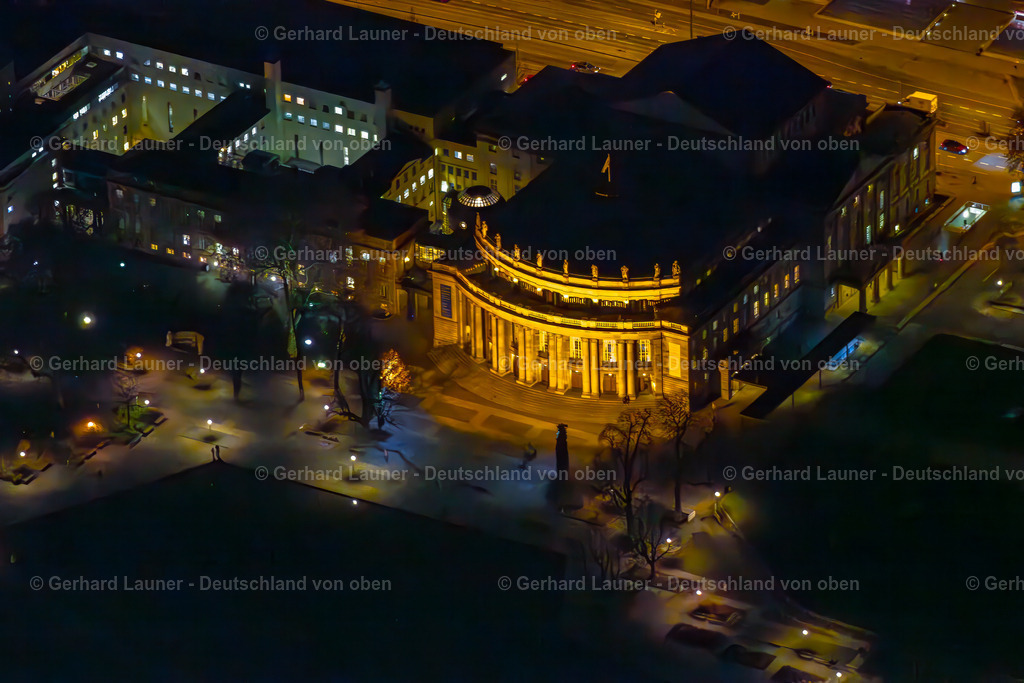 3900849 | Opernhaus und Schauspielhaus der "Staatsoper Stuttgart" und Theater des "Württembergische Staatstheater Stuttgart bei Nacht