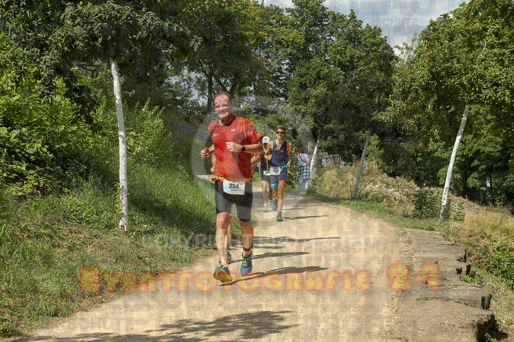 250824_1336_EX1_2957 | Sportfotografie im Rhein-Sieg Kreis, Köln, Bonn, NRW, Rheinland Pfalz, Hessen, etc. Unser Tätigkeitsfeld umfasst den Laufsport vom Volkslauf über den Marathon, Duathlon, Triathon bis zum Ultralauf wie Kölnpfad Ultra oder Schindertrail.