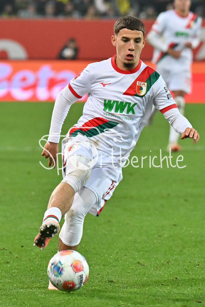 FC Augsburg - Borussia Dortmund | AUGSBURG, GERMANY - with ball Ismael Seifallah GHARBI (FC Augsburg 11) during the bundesliga match between FC Augsburg vs. Borussia Dortmund on matchday 9 at WWK Arena on October 31, 2025 in Augsburg, Germany / DFL REGULATIONS PROHIBIT ANY USE OF PHOTOGRAPHS AS IMAGE SEQUENCES AND/OR QUASI-VIDEO