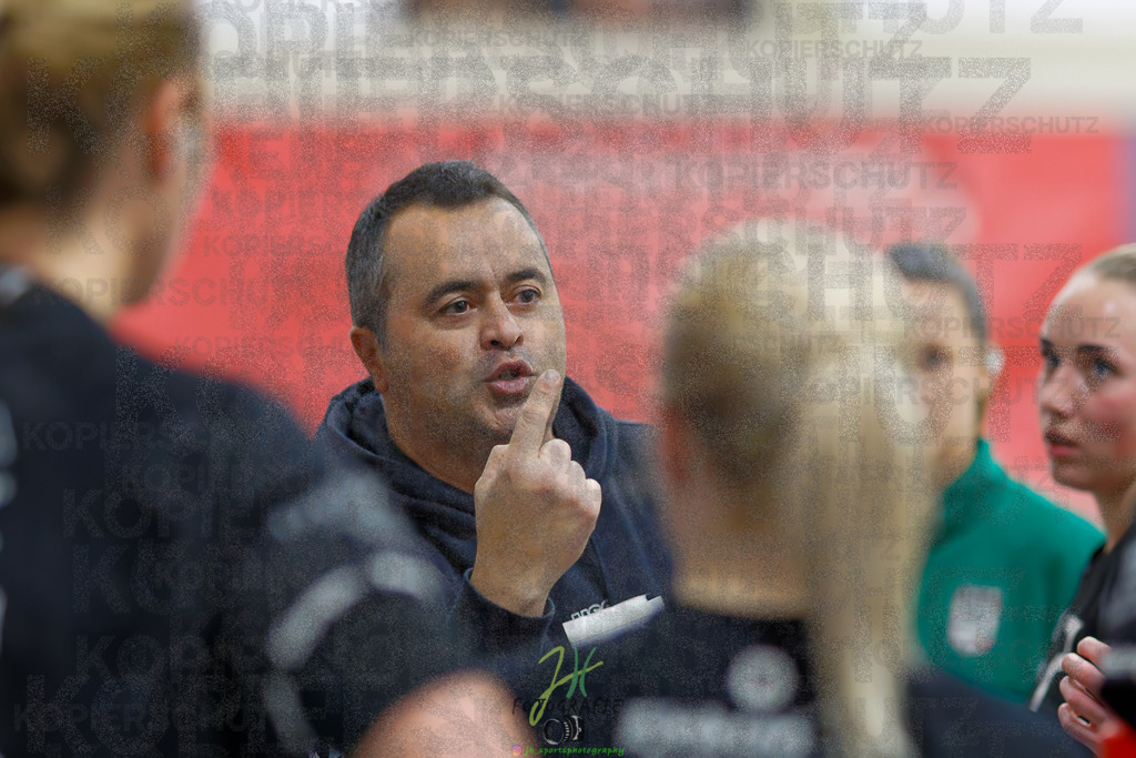 Frauen Regionalliga (HHV); HSG Wettenberg - HSG Twistetal | Frauen Regionalliga (HHV); HSG Wettenberg - HSG Twistetal am 08.11.2025 in Launsbach (Wettenberg) (Halle GS Launsbach (Wettenberg))Photo © 2025 - Jörg Heinrich - Realisiert mit Pictrs.com