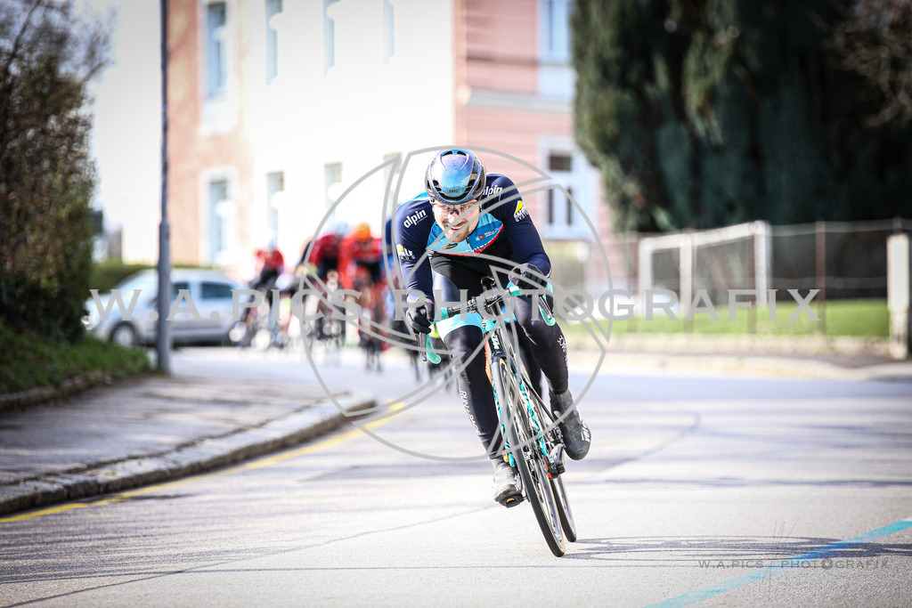 ..... | LEONDING,AUSTRIA,24.März.24 - 63.Radsaisoneröffnungsrennen Leonding Road Cycling League , Image shows: 
Photo: WAPICS / Andreas Willdoner
