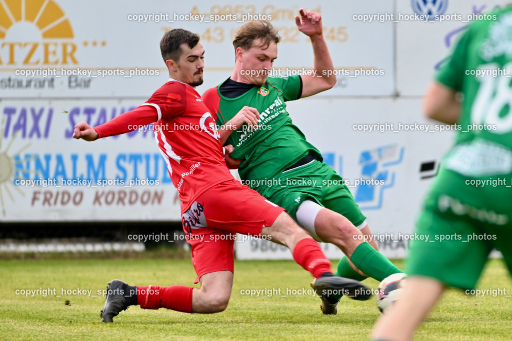 FC ASKÖ Gmünd vs. SV Rapid Lienz | #11 Hasan Ali Duranovic Rapid Lienz, #23 Fabian Gerhard Esterl FC Gmünd, FC ASKÖ Gmünd vs. SV Rapid Lienz, FC ASKÖ Gmünd vs. SV Rapid Lienz am 09.11.2025 in Ferlach (Ballspielhalle Ferlach), Austria, (Photo by Bernd Stefan)