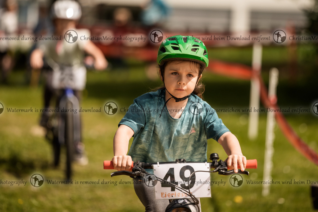 Eierlesen 2026 | Sie wurden bei einem Event oder Sportanlass fotografiert? Hier finden sie ihre Bilder! - Realisiert mit Pictrs.com