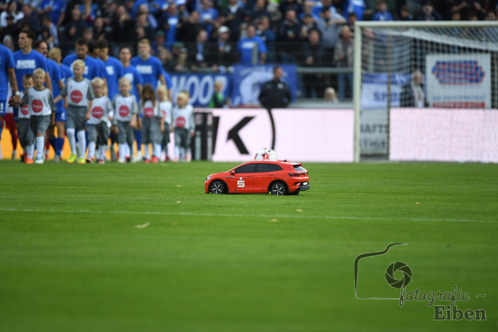 SV Meppen-VfB Lübeck | Herren Regionalliga Nord; SV Meppen (blau)-VfB Lübeck (weiß) am 01.08.2025 in Meppen (Hänsch-Arena), Photo: Philip Eiben 2025 - Realisiert mit Pictrs.com
