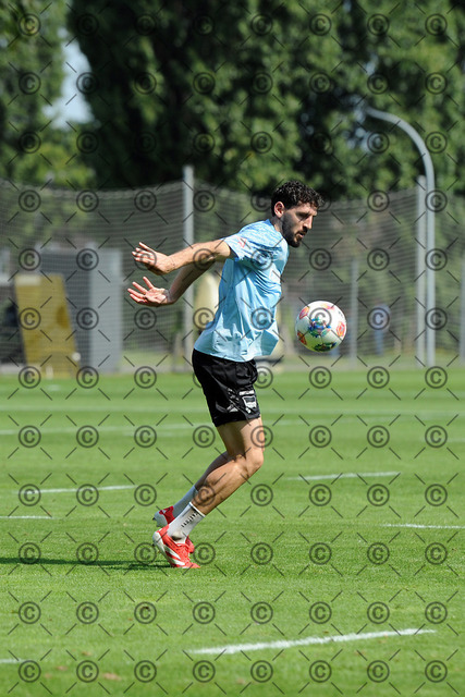 DSC_7276b | Hertha BSC, 2.Bundesliga, Herren, Saison 2025/26, Training, Dienstag 26.08. 2025, Agustin Rogel ( Hertha BSC ),     Foto:  Ralf Gebhardt - Realisiert mit Pictrs.com