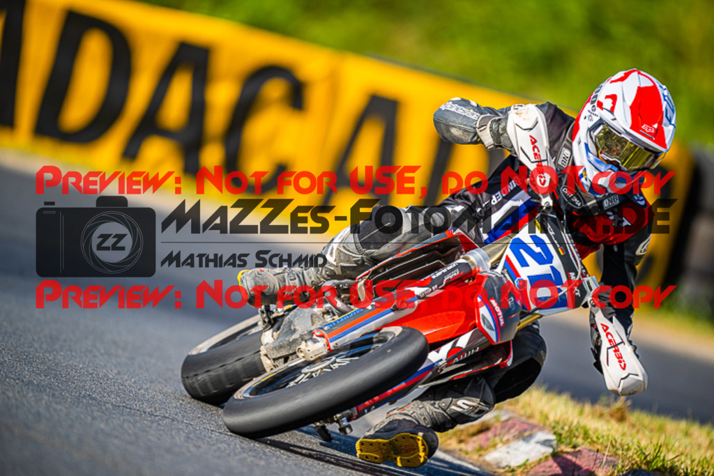 MaZZes_FotoMatrix_220528_4489 | Fotograf Mathias Schmid
Sportfotograf,
Eventfotograf,
Hochzeitsfotograf,
Portraitfotograf