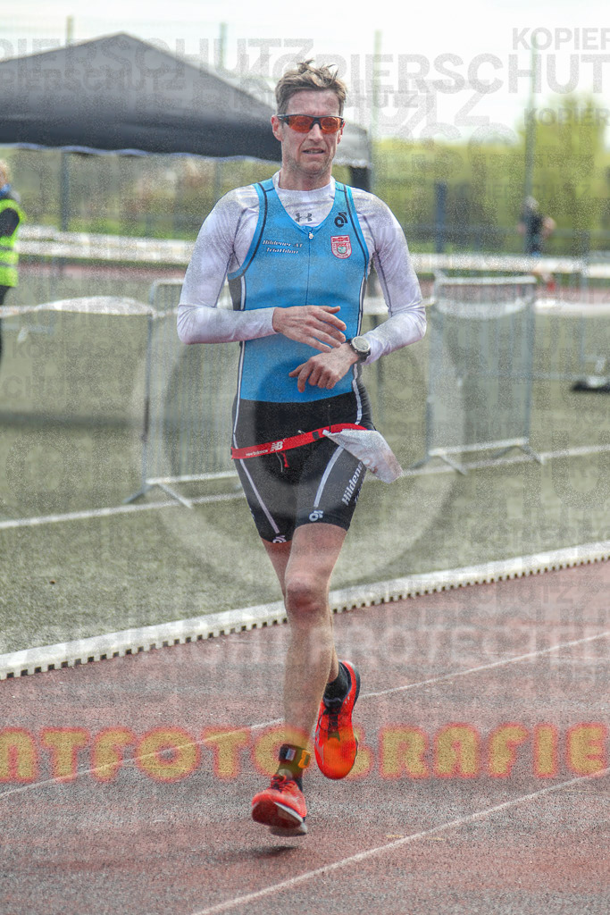 230423_1056_EV3_2639 | Sportfotografie im Rhein-Sieg Kreis, Köln, Bonn, NRW, Rheinland Pfalz, Hessen, etc. Unser Tätigkeitsfeld umfasst den Laufsport vom Volkslauf über den Marathon, Duathlon, Triathon bis zum Ultralauf wie Kölnpfad Ultra oder Schindertrail.