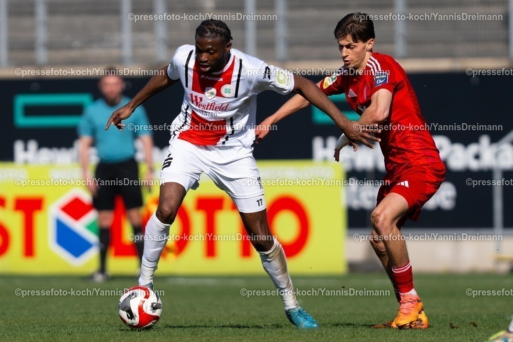 xydr29032501020 | 29.03.2025, xydrx, Fußball, Fortuna Düsseldorf II (U23) - SC Rot-Weiss Oberhausen, Regionalliga West, Paul-Janes-Stadion:  Matona-Glody Ngyombo (Rot-Weiß Oberhausen #17) im Zweikampf gegen Luca Majetic (Düsseldorf II #9)