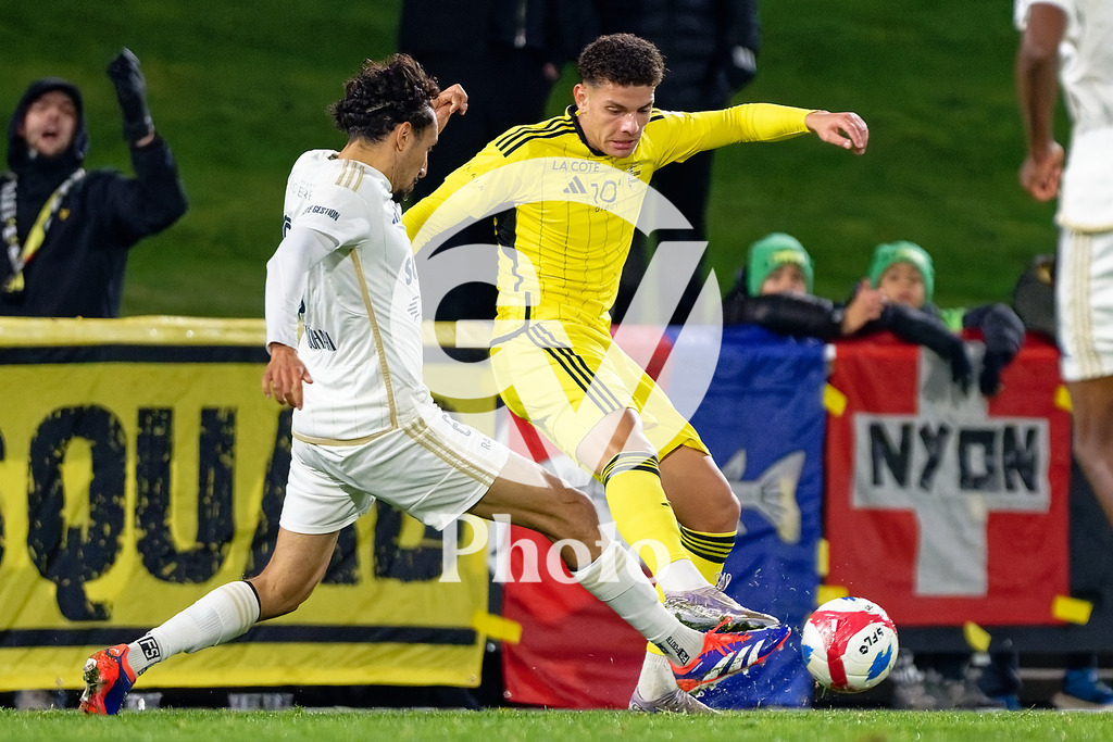 dieci Challenge League - FC Stade Nyonnais v Etoile Carouge FC |  during the dieci Challenge League match between FC Stade Nyonnais and Etoile Carouge FC at Centre sportif de Colovray in Nyon, Switzerland