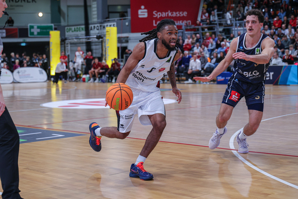 Pro A BAYER GIANTS vs Eisbären Bremerhaven-54 | Fotos von Basketballspielen aus dem Raum NRW fotografiert von Gero Mueller-Laschet und Daniel Schaefer - Realized with Pictrs.com
