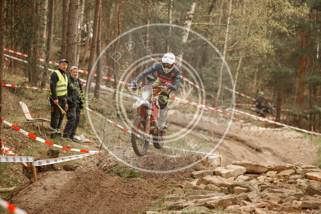 2TaktLauf1-385 | koppe-media - Realisiert mit Pictrs.com