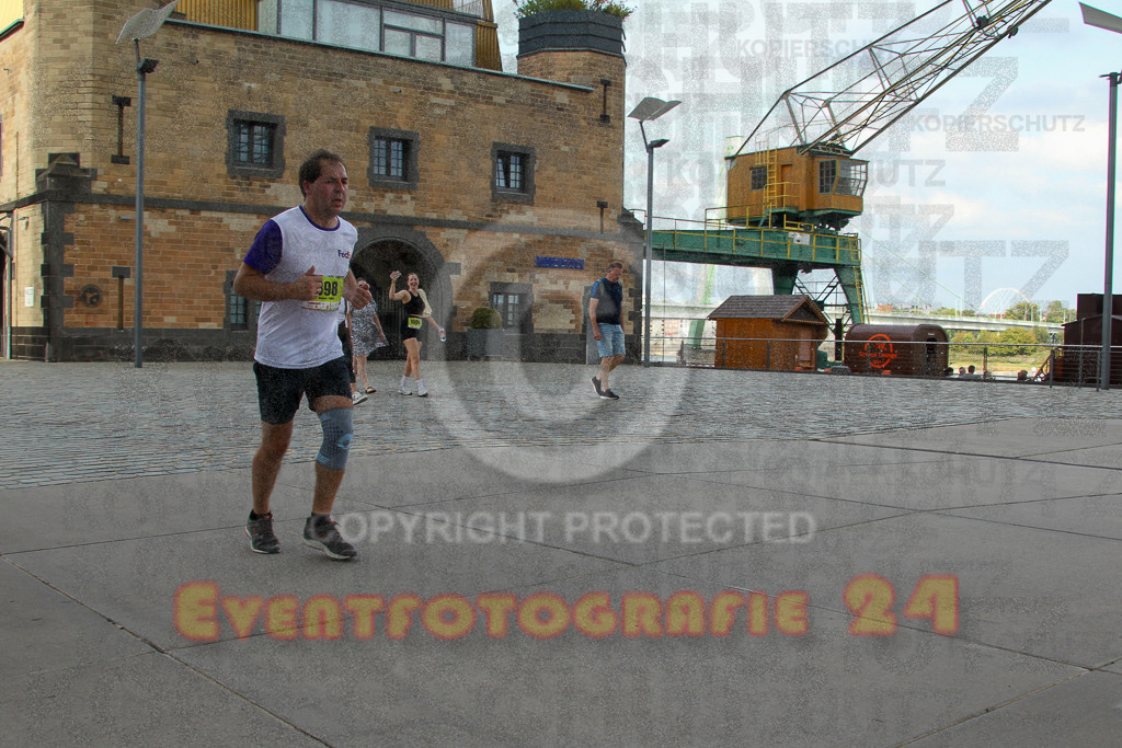 250920_1537_EV4_9307 | Sportfotografie im Rhein-Sieg Kreis, Köln, Bonn, NRW, Rheinland Pfalz, Hessen, etc. Unser Tätigkeitsfeld umfasst den Laufsport vom Volkslauf über den Marathon, Duathlon, Triathon bis zum Ultralauf wie Kölnpfad Ultra oder Schindertrail.